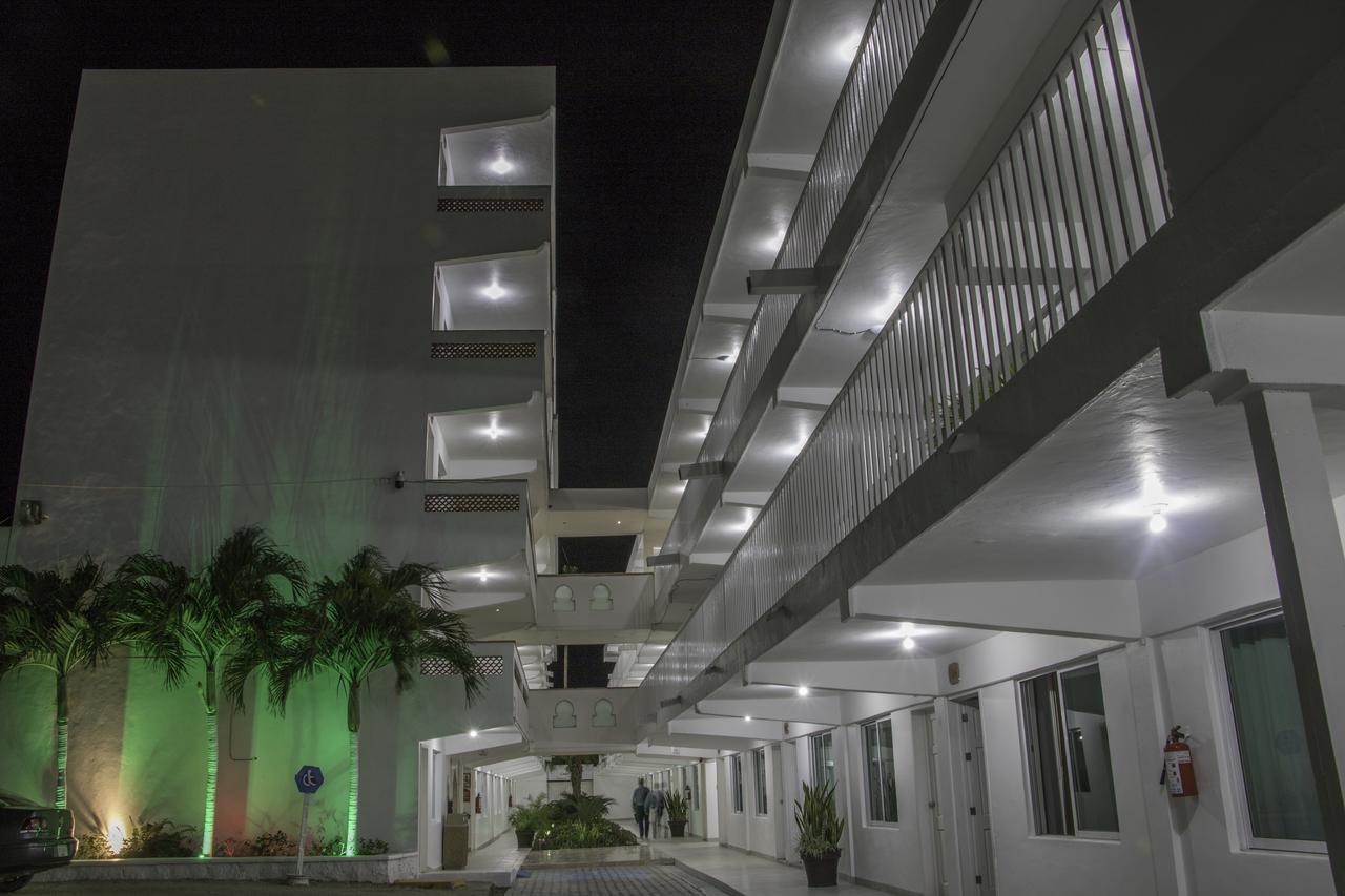 Hotel Casa Blanca Chetumal Exterior foto